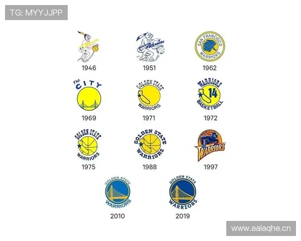 易建联家里冰箱贴都是NBA球队logo，连牛奶盒都按训练时间表排好